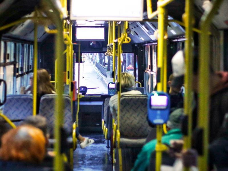 Απίστευτο κι όμως αληθινό: Καυτό νερό άρχισε να τρέχει στο εσωτερικό λεωφορείου (Φωτο)