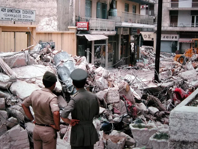 Τενεκεδένιο Σχολείο Θεσσαλονίκης