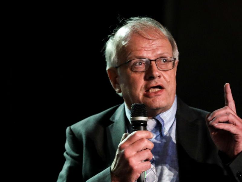 Άκης Τσελέντης