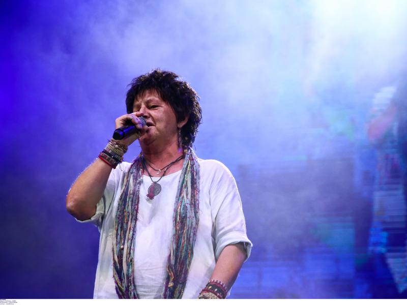 Φωτεινή Βελεσιώτου