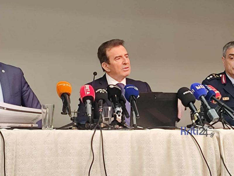 Ο υπουργός Προστασίας του Πολίτη, Μιχάλης Χρυσοχοΐδης, σε ομιλία του στο Ρέθυμνο Κρήτης