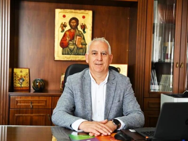 Χριστουγεννιάτικο μήνυμα του διευθυντή ΠΕ Τρικάλων: Μήνυμα αγάπης και φροντίδας προς μαθητές και οικογένειες