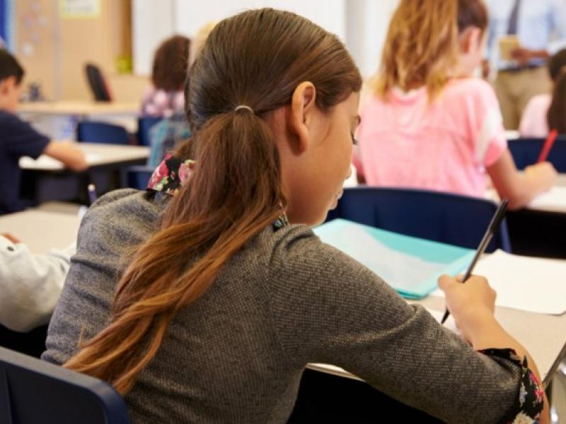 Απίστευτο κι όμως αληθινό: Ιδιωτικό σχολείο θα δεχτεί κορίτσια για πρώτη φορά μετά από 5 αιώνες