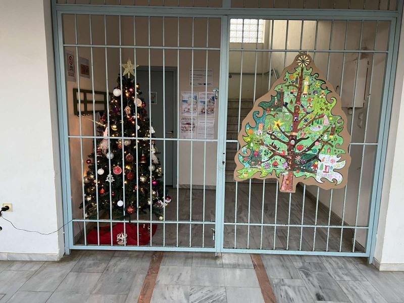 Γονείς στην Κρήτη: «Φέτος τα Χριστούγεννα, παιδί μου, εύχομαι να ‘χεις δάσκαλο»