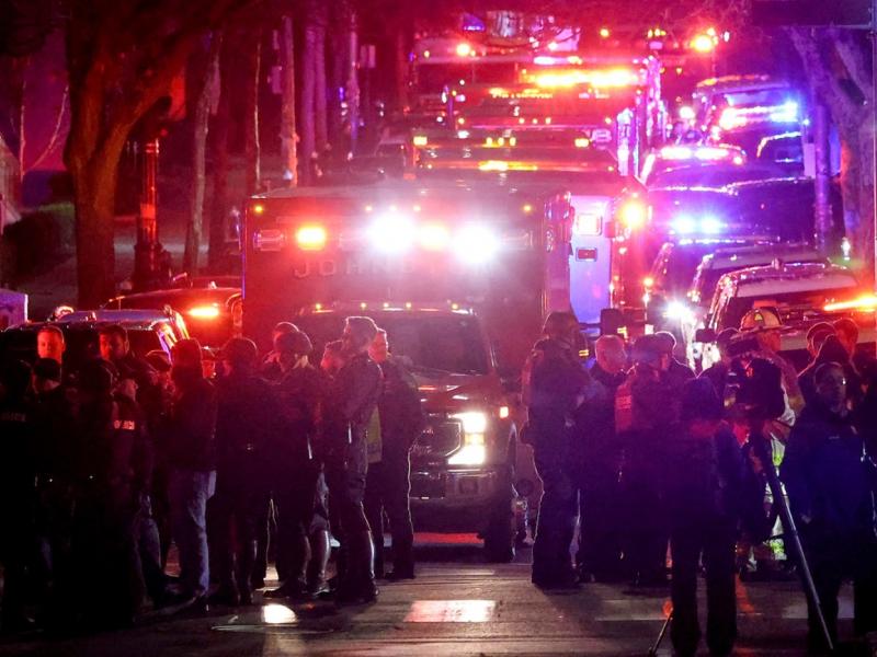 Πυροβολισμοί στο Πανεπιστήμιο Brown (ΗΠΑ): 2 νεκροί και πολλοί τραυματίες σε κρίσιμη κατάσταση (βίντεο)