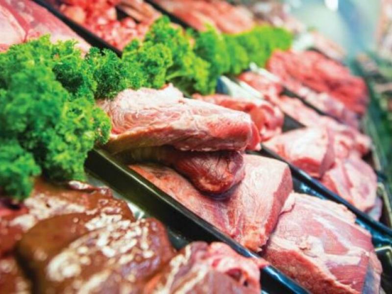 Οι κρεοπώλες κλείνουν τα καταστήματα την Κυριακή σε ένδειξη συμπαράστασης στους αγρότες