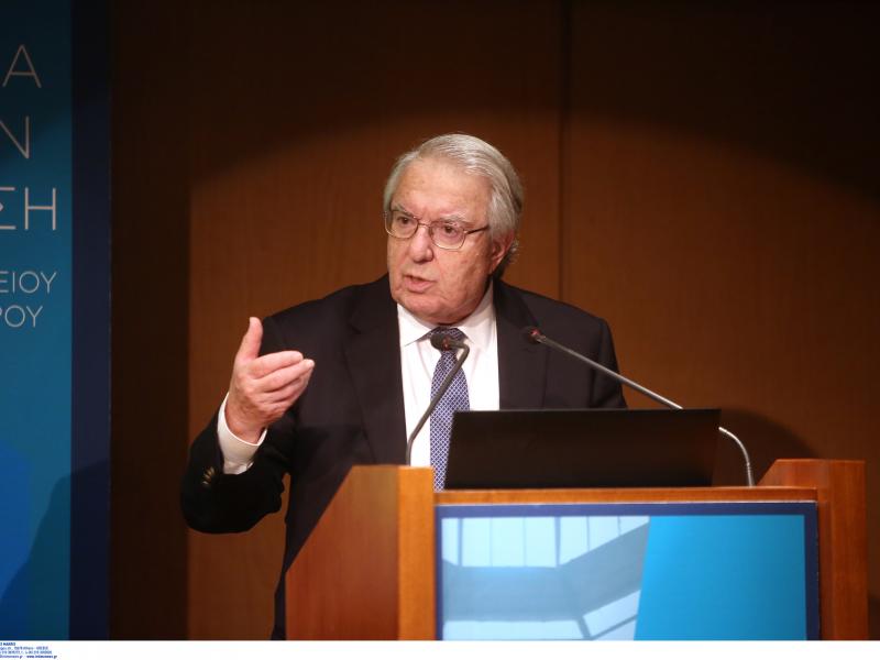 Μπαμπινιώτης