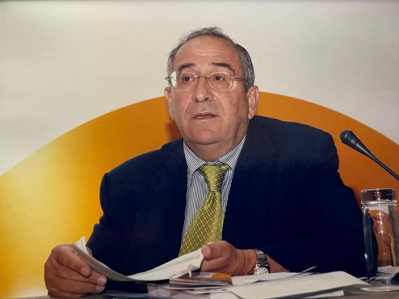 Μανώλης Πρωτονοτάριος