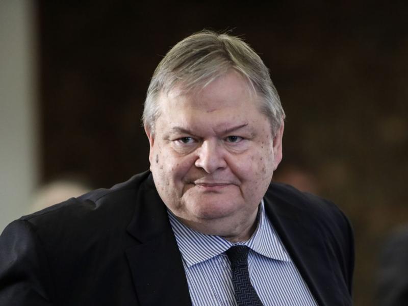 «Δεν είμαι υποψήφιος πρωθυπουργός»: το μήνυμα Βενιζέλου και η συζήτηση για τη διακυβέρνηση