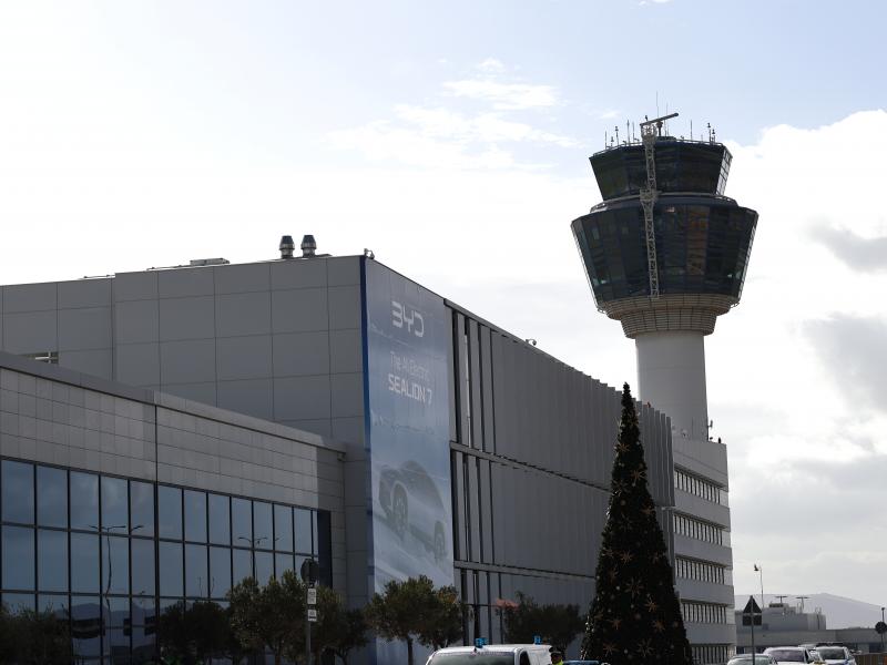 FIR Αθηνών: Κατεπείγουσα προκαταρκτική έρευνα για το «μπλακ άουτ» στα αεροδρόμια