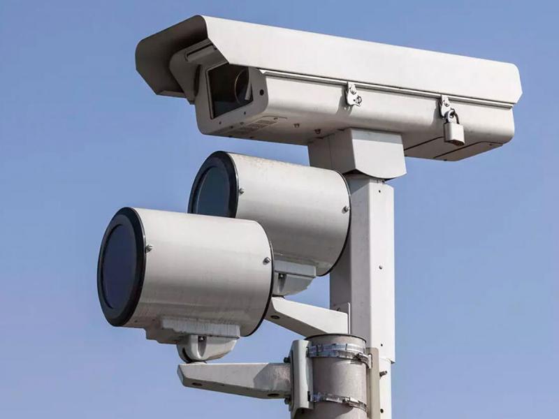 «Έξυπνες» κάμερες: Από ποιους δρόμους έρχονται οι «καμπάνες» για παραβάσεις – Όλη η διαδικασία προστίμων