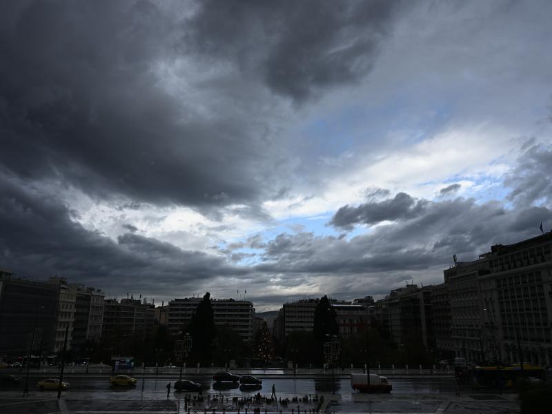 Νέο έκτακτο δελτίο ΕΜΥ: Πυκνές χιονοπτώσεις, ισχυρές βροχές και καταιγίδες