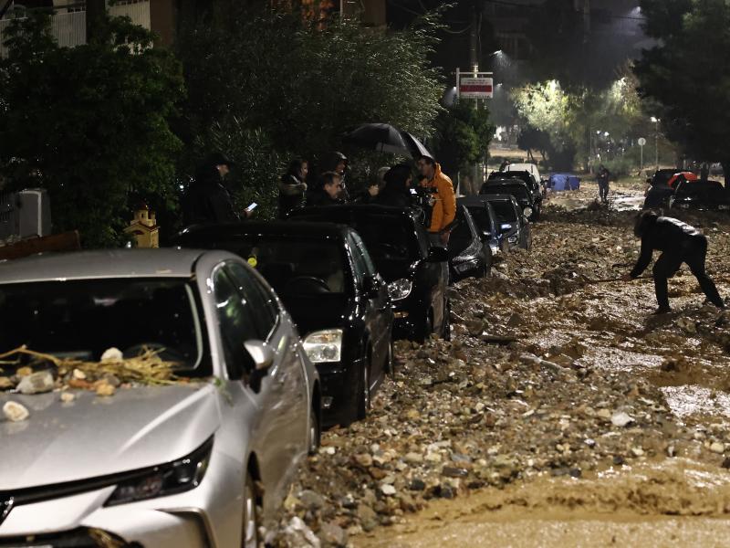 Πλημμύρα στην Άνω Γλυφάδα