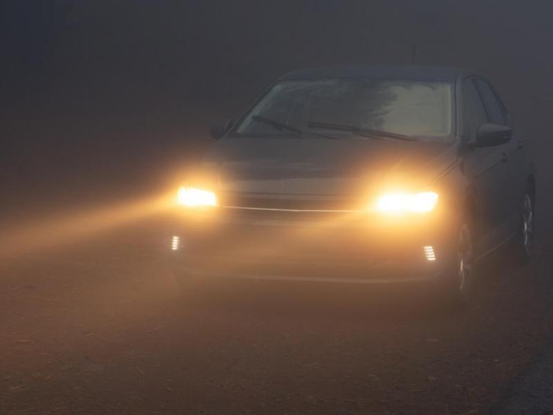 Πρόστιμο 350 ευρώ και αφαίρεση διπλώματος για… λάθος με τα φώτα