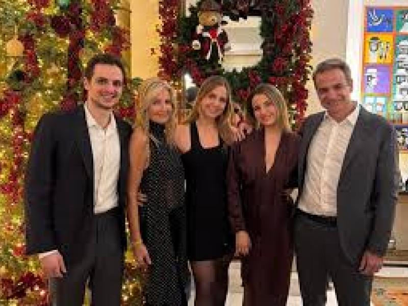 Οι ευχές του Κυριάκου Μητσοτάκη για το 2026: Καλή χρονιά και πίστη ότι μπορούμε να πάμε μπροστά