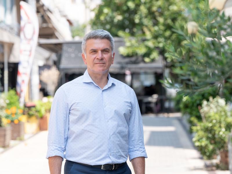 Μανούρης για αυτόφωρο διευθύντριας: «Διασύρθηκε εκπαιδευτικός μπροστά στα παιδιά»