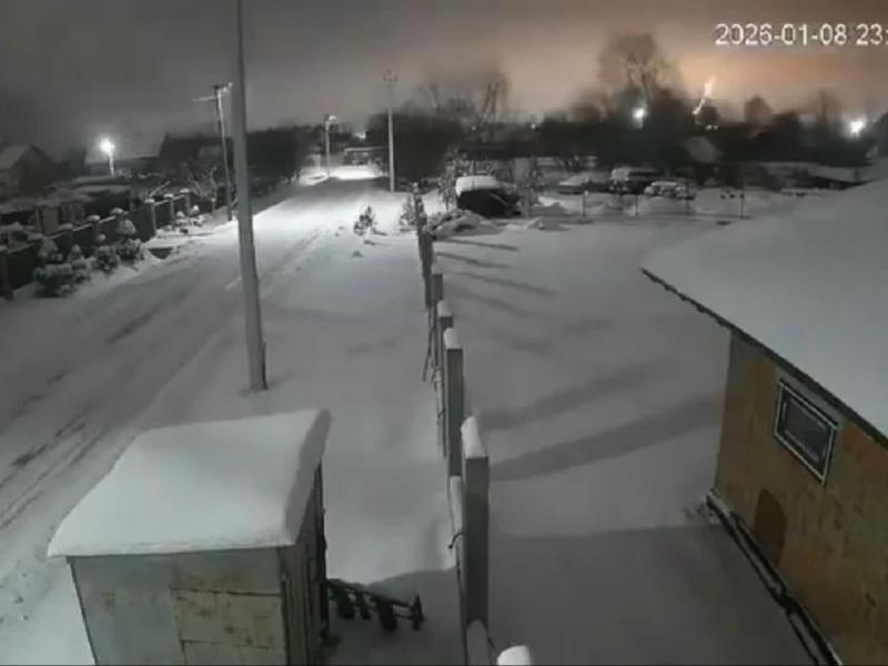 Yπερηχητικός πύραυλος «Ορέσνικ» έπεσε στην Ουκρανία: «Απάντηση για το drone στην κατοικία του Πούτιν»