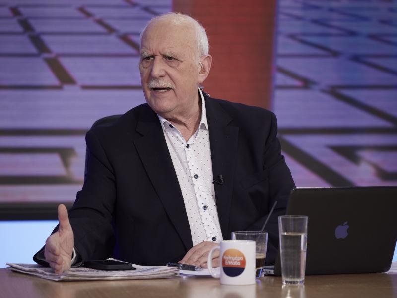 Γιώργος Παπαδάκης: Ο δημοσιογράφος που δεν έβλεπε τους εκπαιδευτικούς σαν σάκο του μποξ