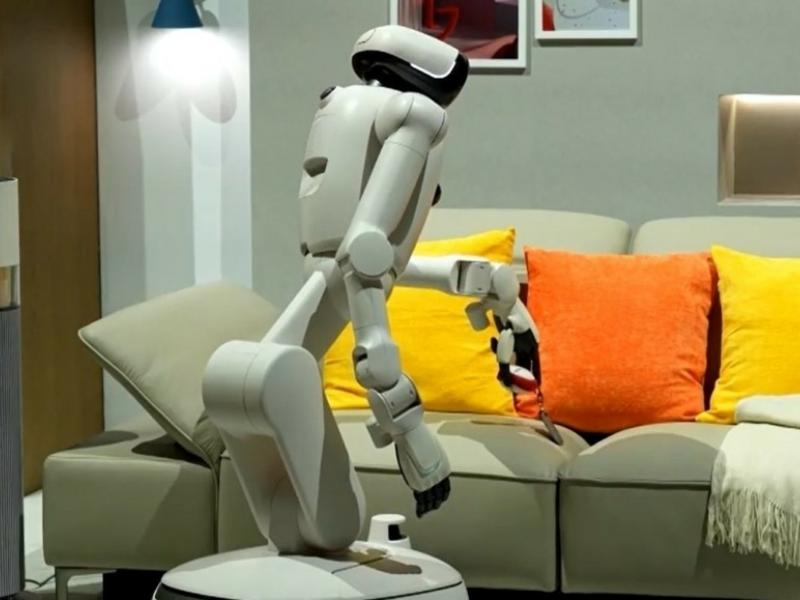 Το ρομπότ της LG που φιλοδοξεί να εξαφανίσει τις αγγαρείες του σπιτιού