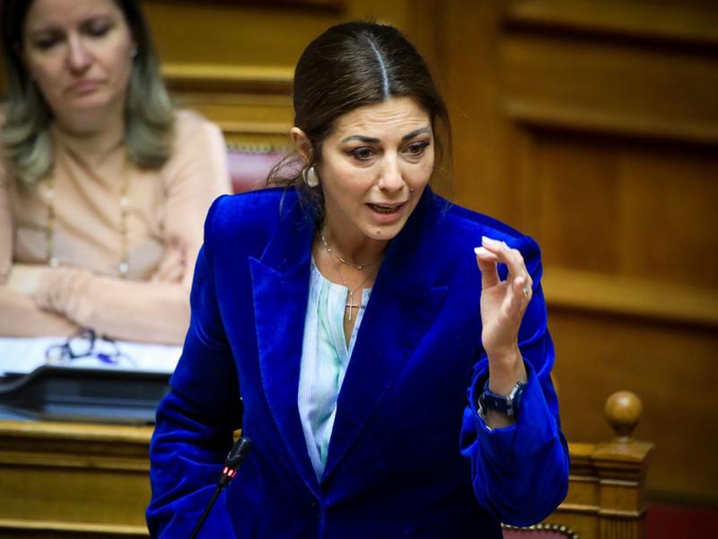 Σ. Ζαχαράκη: Μετακομίζει το Λύκειο στο Βουκουρέστι μετά από έφοδο της Πυροσβεστικής