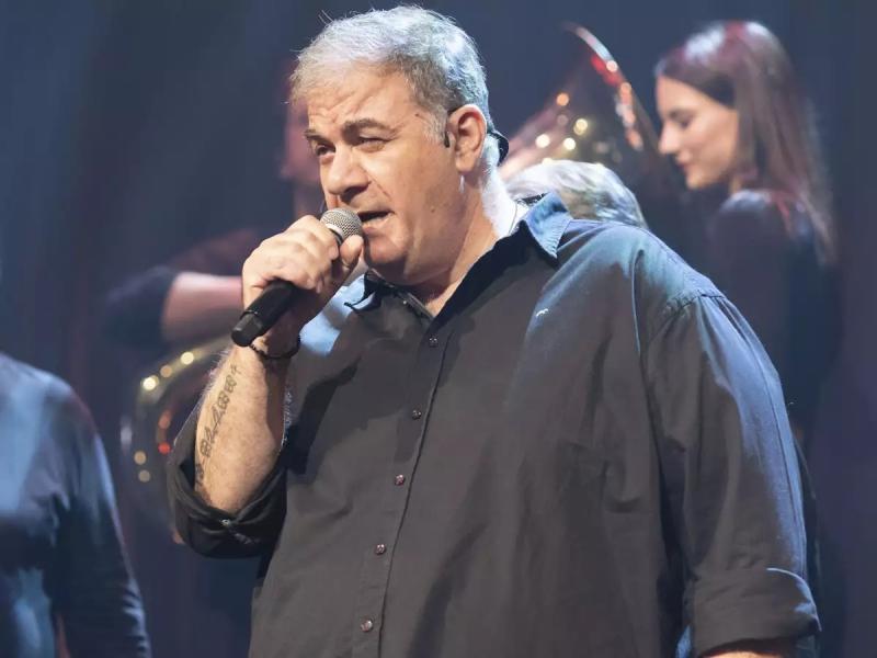 Δημήτρης Σταρόβας