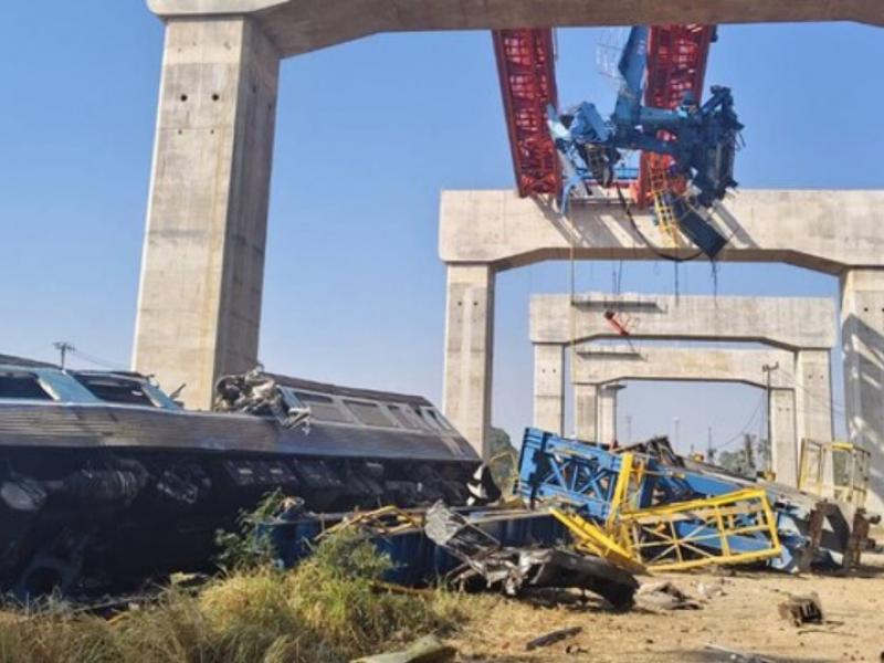 Ταϊλάνδη: 22 νεκροί από κατάρρευση γερανού πάνω σε τρένο