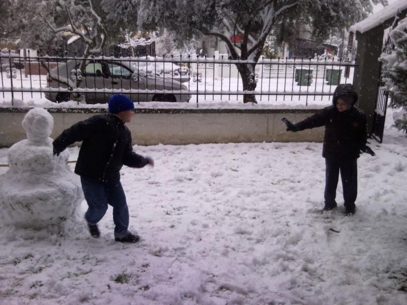 Κακοκαιρία: Τι ισχύει στα σχολεία σε Καρπενήσι, Άνδρο, Αμφίπολη, Θάσο, Αράχοβα και αλλού