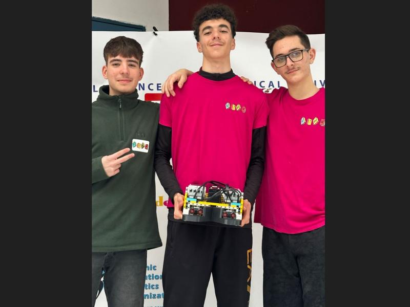 Από τον Βόλο στη Βοστώνη: Τριπλό χρυσό και παγκόσμια πρόκριση για μαθητές στη ρομποτική