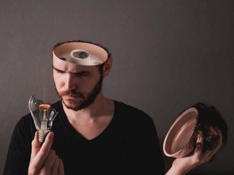 Εκπαιδευτικοί... στο ντιβάνι του Φρόυντ !