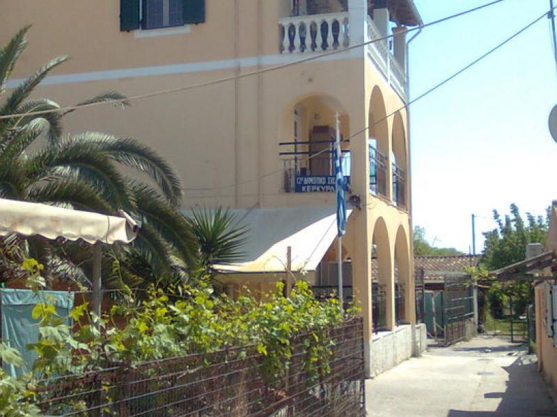 Στο «κόκκινο» η σχολική στέγη στην Κέρκυρα – Απειλείται με έξωση το 13ο Δημοτικό
