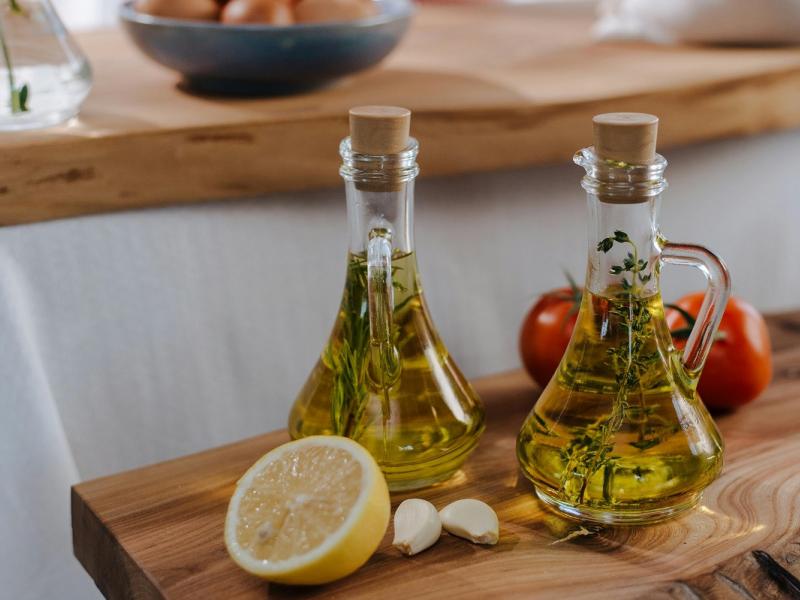 Ελαιόλαδο με λεμόνι: Το φυσικό «μυστικό» για πέψη και ευεξία