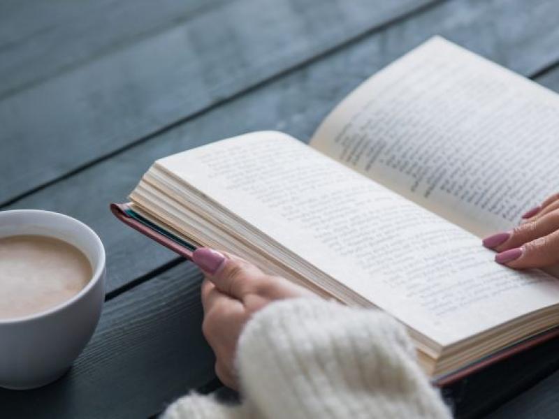 Τι σημαίνει αυτή η λέξη «αδολεσχία»;