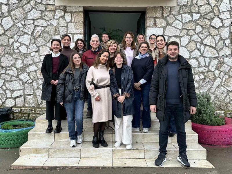 Erasmus+: Το 1ο Δημοτικό Σχολείο Κέρκυρας υποδέχθηκε τρεις εκπαιδευτικούς από το Μπορντό