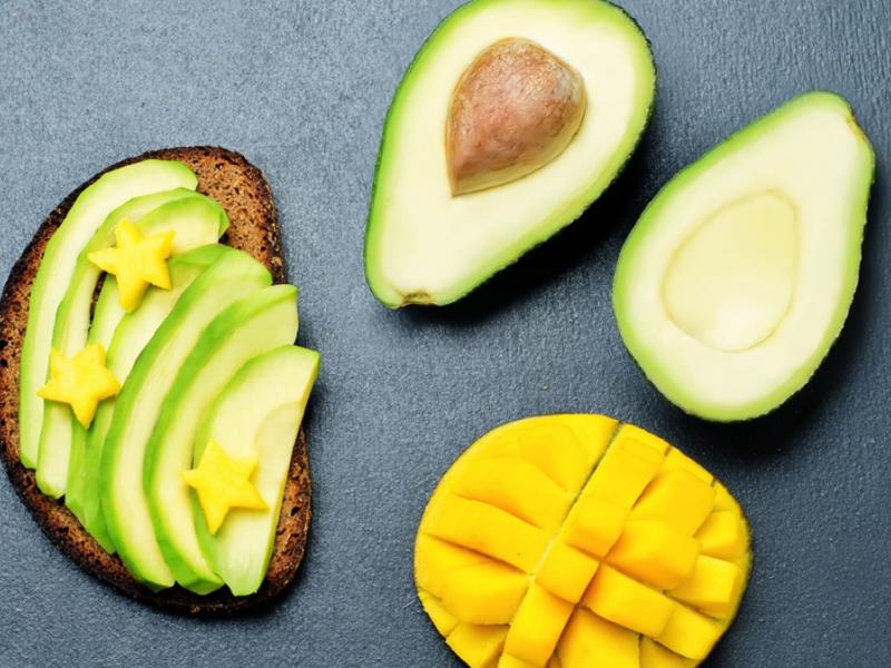 Μάνγκο και αβοκάντο