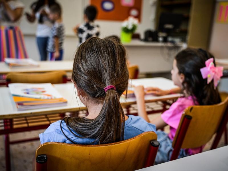 Πότε επιστρέφει στο σχολείο ο μαθητής μετά από γρίπη και πόσες απουσίες σβήνονται τελικά