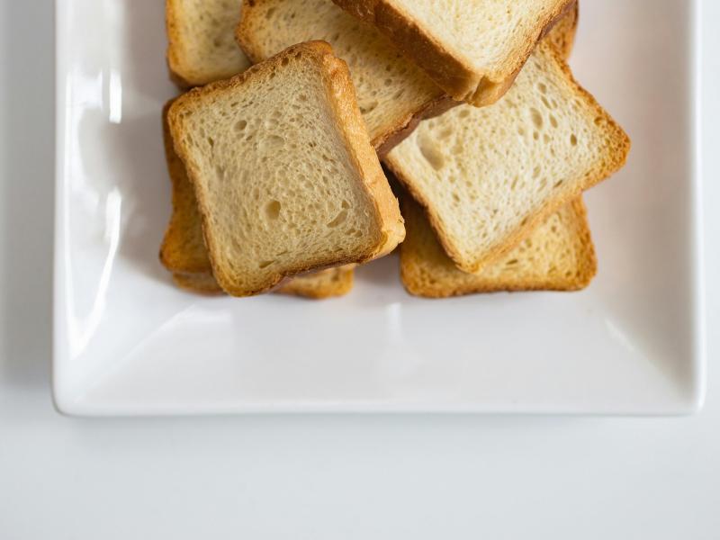 Μην πέσετε στην παγίδα: Πώς να ξεχωρίσετε το υγιεινό ψωμί τοστ