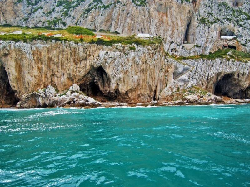 Σπηλιές του Γιβραλτάρ και τα τελευταία ίχνη των Νεάντερταλ: Ένα παγωμένο στιγμιότυπο προϊστορίας