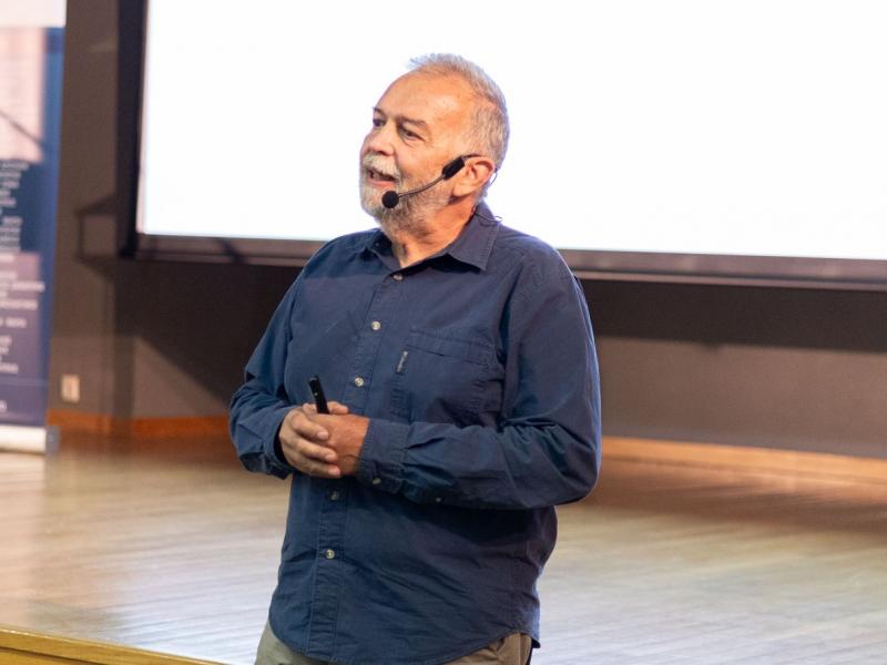 Στράτος Στρατηγάκης