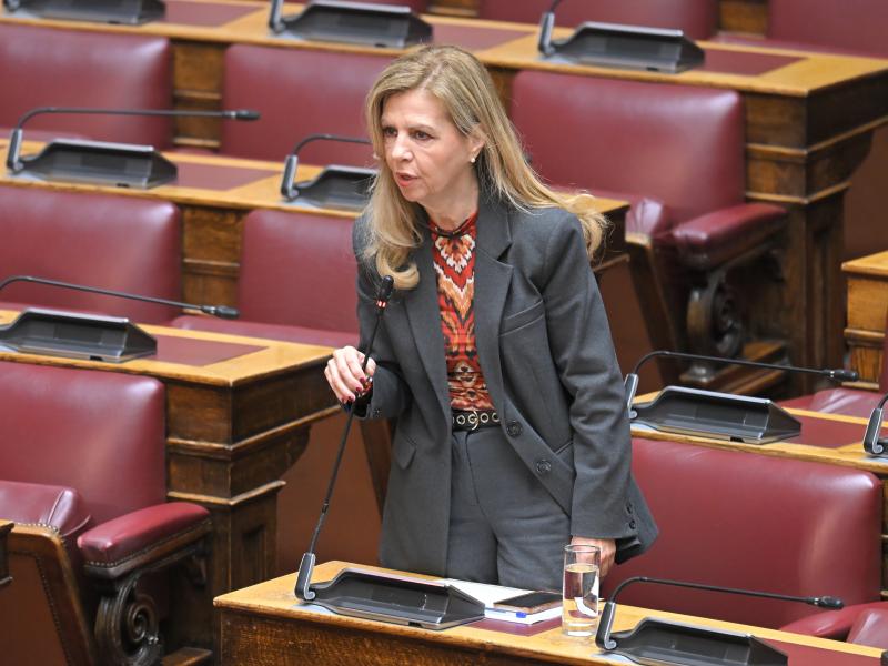  Μερόπης Τζούφη