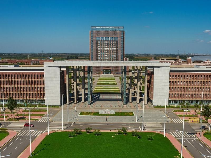 «Ερωτευτείτε»: Η ασυνήθιστη οδηγία κινεζικού πανεπιστημίου στους φοιτητές