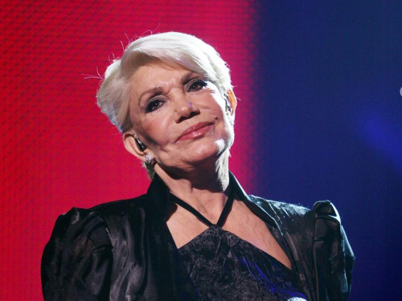 Μαρινέλλα: Το τελευταίο «αντίο» – Όλες οι λεπτομέρειες για την κηδεία και το λαϊκό προσκύνημα