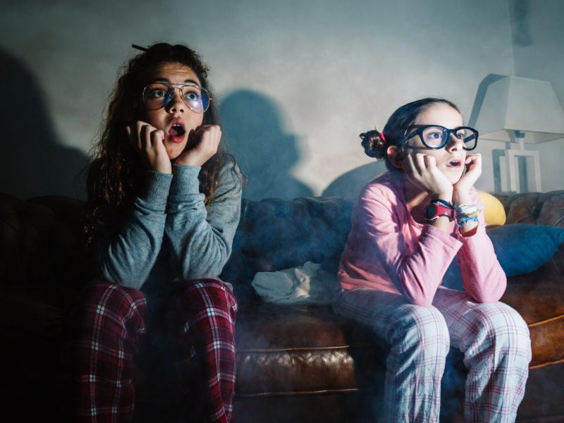 Πώς μιλάμε για τον πόλεμο στα παιδιά: Οδηγός για γονείς και εκπαιδευτικούς