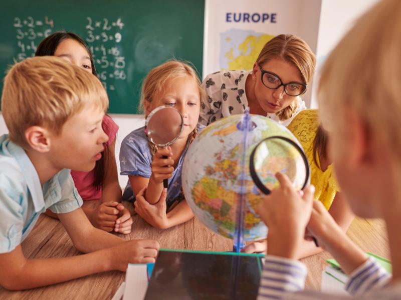 Πολυγλωσσική εκπαίδευση και Τεχνητή Νοημοσύνη: Η νέα κατεύθυνση στη διδασκαλία