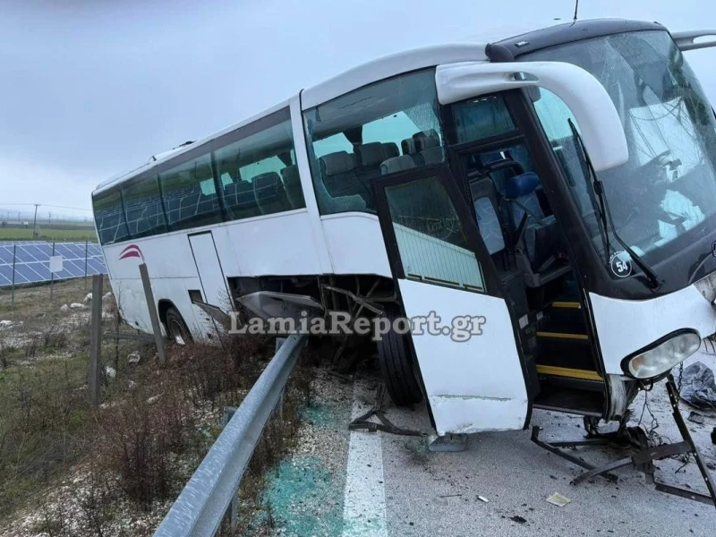 Τραγωδία στη Φθιώτιδα: Σφοδρό τροχαίο με σχολικό λεωφορείο, νεκρός 21χρονος
