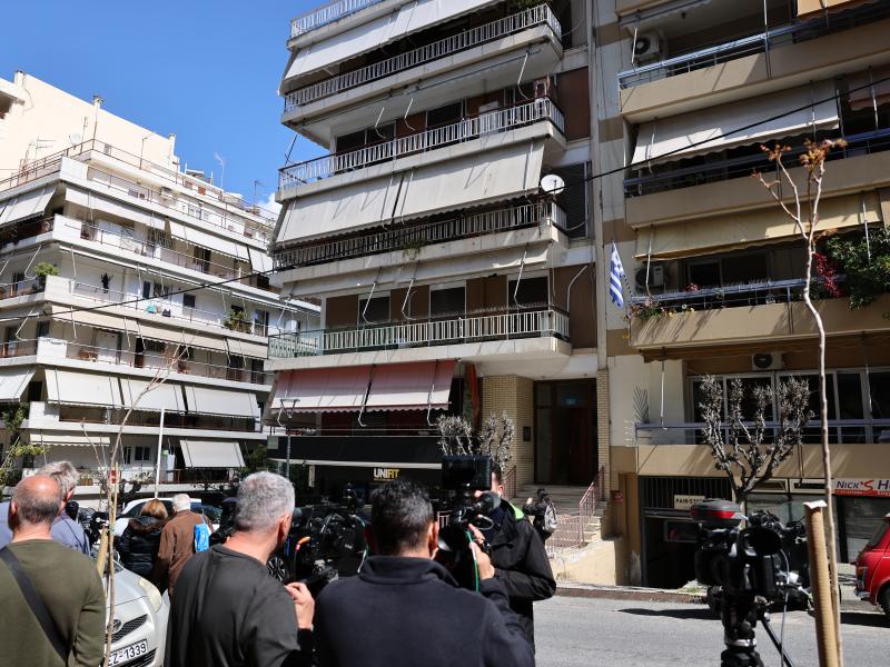 Ζωγράφου: Εντολή σύλληψης για τον γιο - «Πέθαναν μόνες τους»