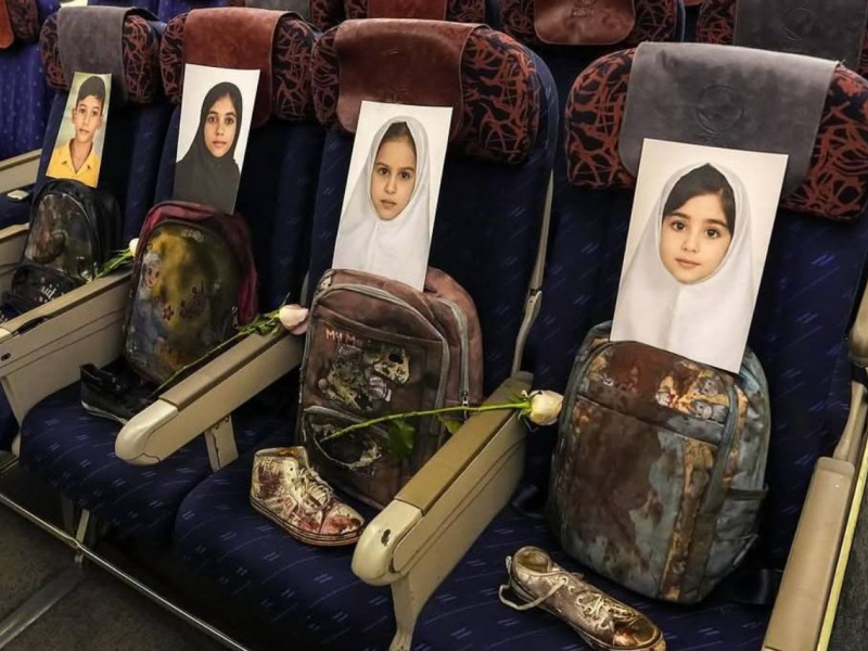 Σοκάρουν οι εικόνες μέσα από το Minab-168 - «Οι σύντροφοί μου σε αυτή την πτήση» δημοσιεύει ο Γκαλιμπάφ