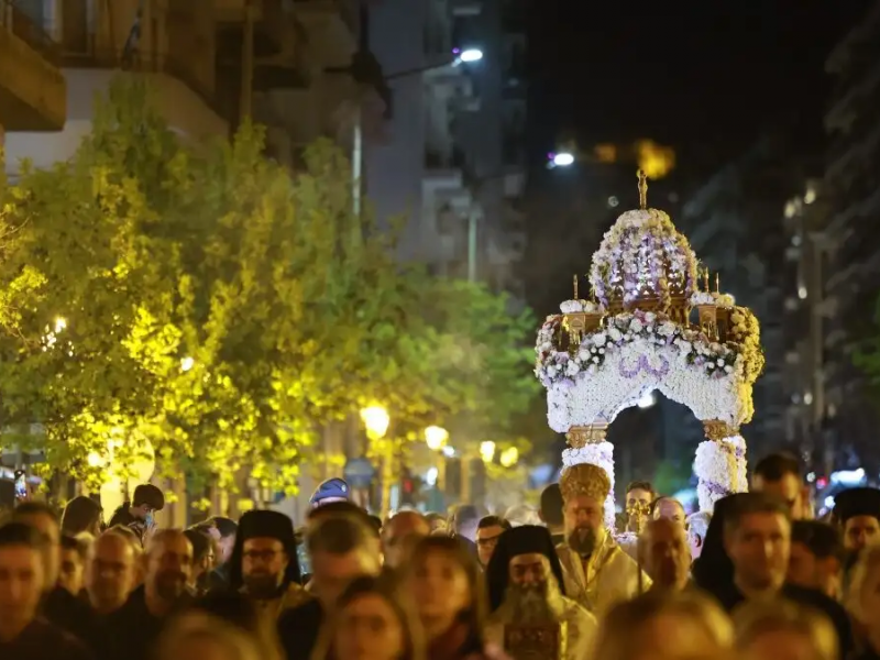 Οριστικό: Ο καιρός για Ανάσταση και Κυριακή του Πάσχα - Πού θα χρειαστεί ομπρέλα
