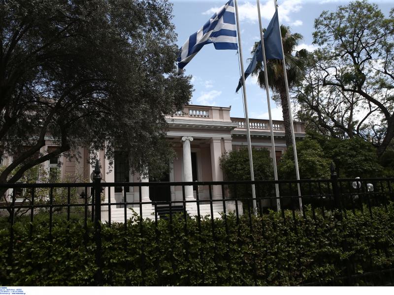 Δημοσκοπήσεις: Πτώση της ΝΔ και «ανάδυση» νέων σχηματισμών