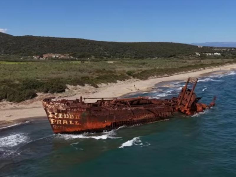 Σημάδια κατάρρευσης στο εμβληματικό ναυάγιο του Γυθείου (Video)