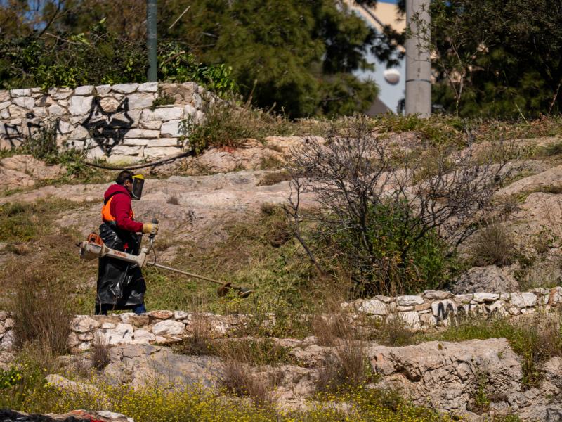 Οικόπεδα «καθαρά» μέχρι 15 Ιουνίου: Τι αλλάζει με τη νέα ΚΥΑ - Τσουχτερά πρόστιμα